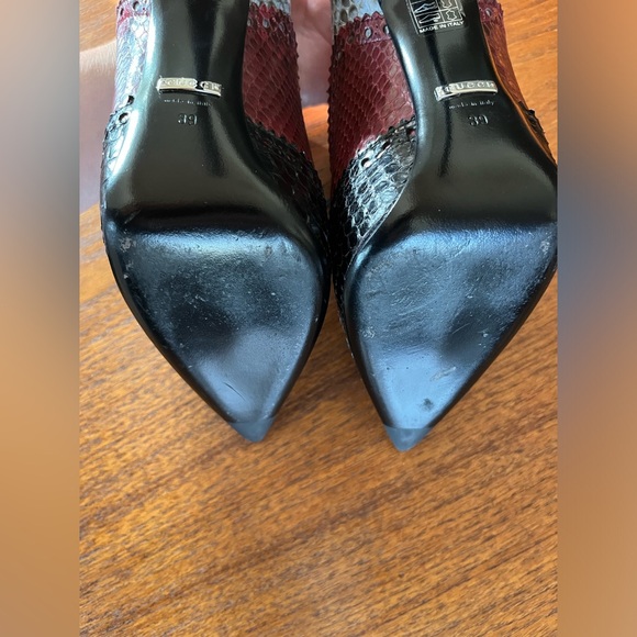 GUCCI “Gia” Leather Oxford Pump. Size 39 /9. Near-perfect condition. - Picture 9 of 16